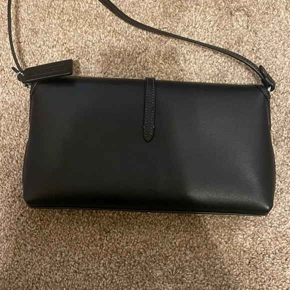 Coach Hamptons Shoulder Bag - Black